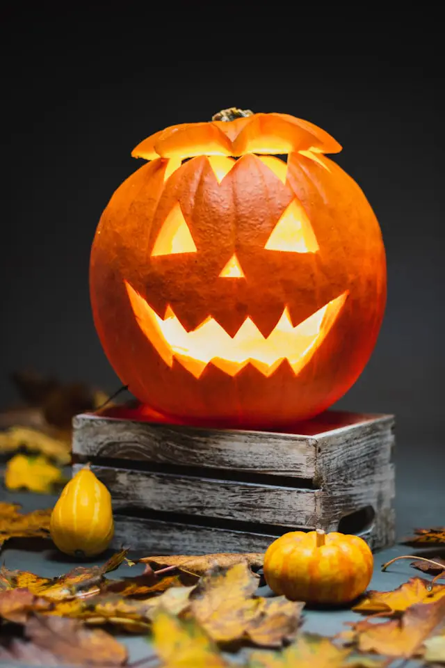 Ein Halloween-Kürbis für die Playlist: Halloween with DJ CMO