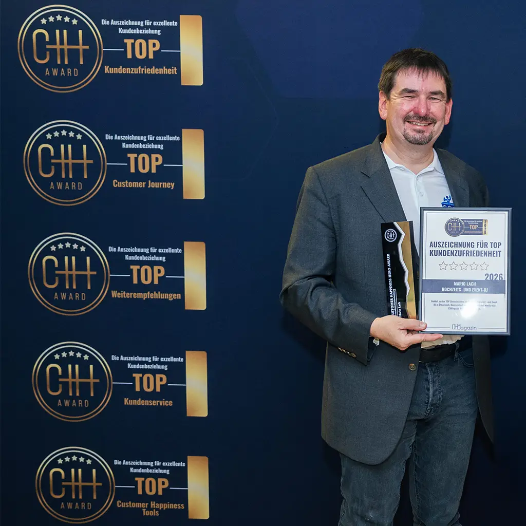 Ein Foto von Mario Lach bei der Preisverleihung – DJ CMO erhielt den Preis für Kundenzufriedenheit 2026